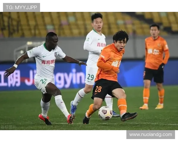 武汉滑板队中路突破战术解析与实战应用探讨